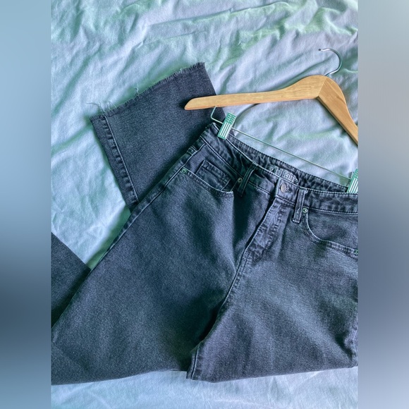 Wide leg cropped black denim - Picture 2 of 5